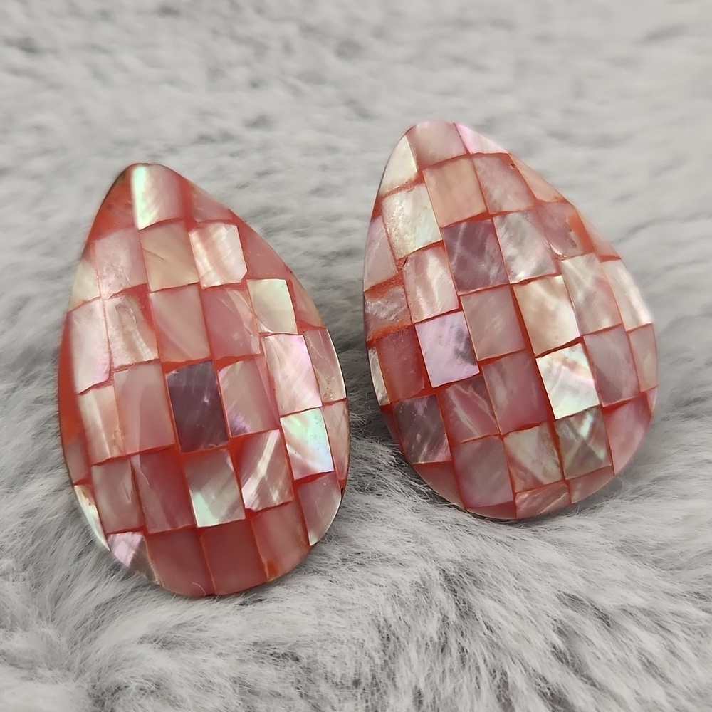 Vintage Pink Mother of Pearl Mosaic Teardrop Clip-On Earrings Shell Inlay
